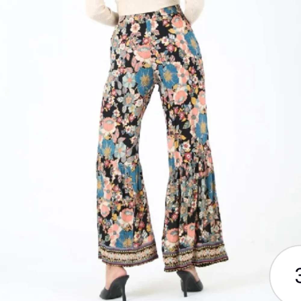 Angie Floral Wide-Leg Beach Flowy Pants Size Large Black Floral Peach Blue Multi - Picture 4 of 16